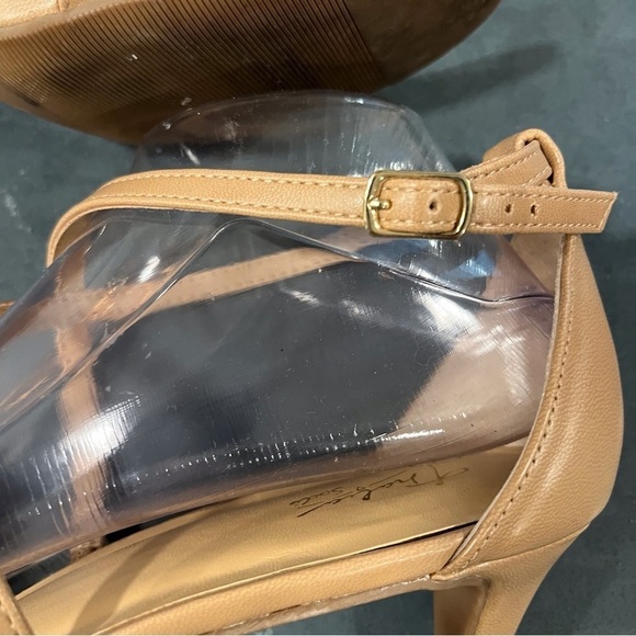 Thalia Sodi sz 11 Darria2 tan vegan strappy heeled sandals - Picture 5 of 16